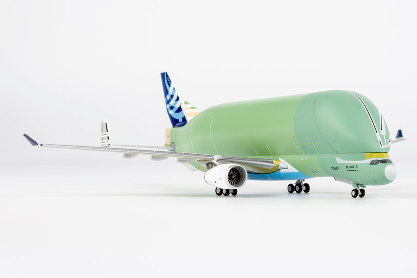 NG Model Airbus Transport International Airbus A330-743L Airbus Beluga XL F-WBXL Primer color 1/400 Scale