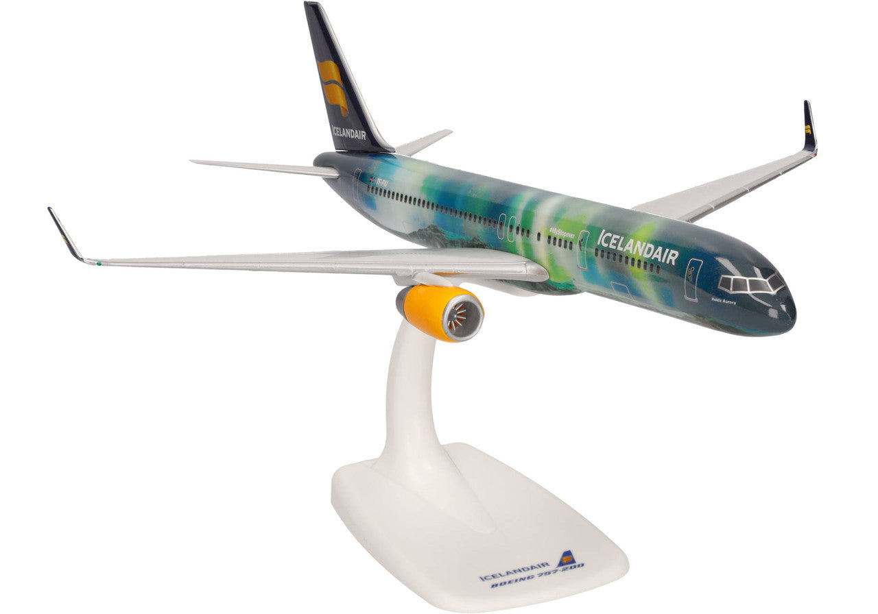 Herpa Icelandair Boeing 757-200 - TF-FIU 1/200 Aircraft Scale Model