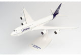 Herpa Lufthansa Boeing 747-8 Intercontinental - new 2018 colors 1/250 Aircraft Scale Model