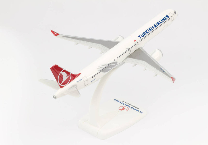 Herpa Turkish Airlines Airbus A321neo TC-LSA 1/200 Scale