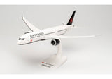 Herpa Air Canada Boeing 787-9 Dreamliner C-FRSR 1/200 Aircraft Scale Model