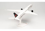 Herpa Air Canada Boeing 787-9 Dreamliner C-FRSR 1/200 Aircraft Scale Model