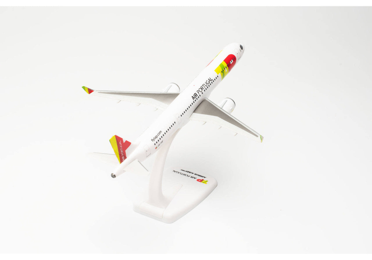 Herpa TAP Air Portugal Airbus A321LR – CS-TXF "Amália Rodrigues" 1/200 Scale