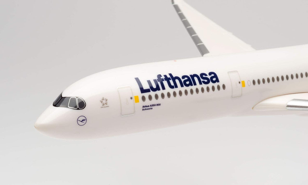Herpa Lufthansa Airbus A350-900 1/200 Aircraft Scale Model