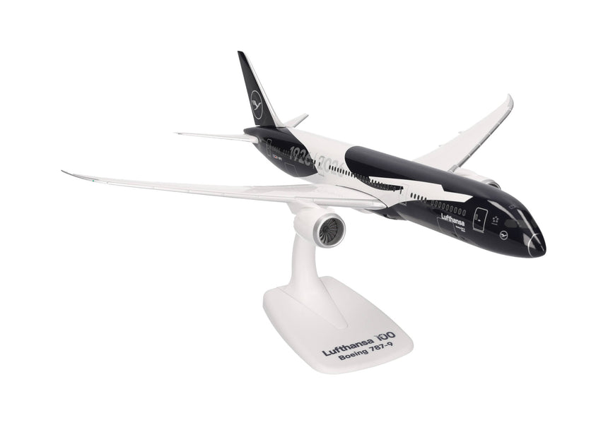 Herpa Snapfit Lufthansa Boeing 787-9 Dreamliner "100 Years" - D-ABPU "Berlin" 1/200 Aircraft Scale Model
