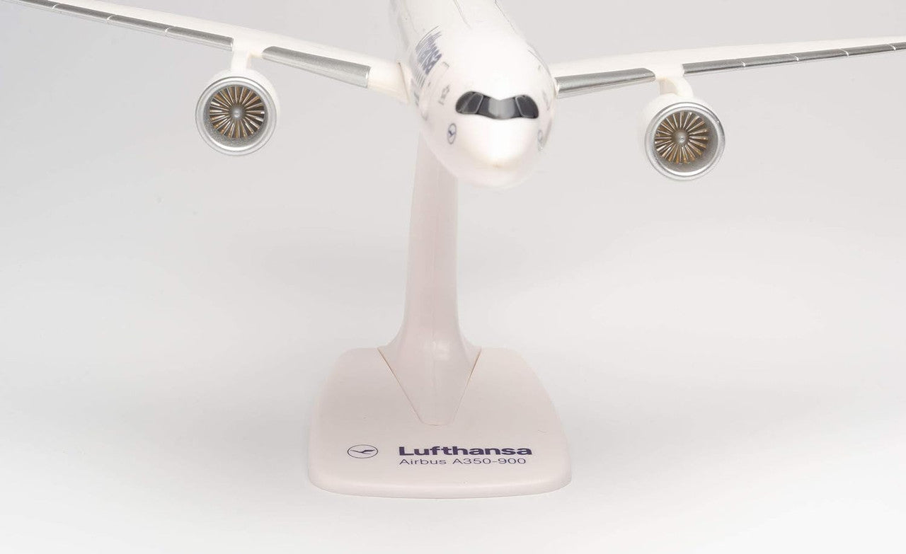 Herpa Lufthansa Airbus A350-900 1/200 Aircraft Scale Model