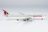 NG Models Qatar Airways Airbus A330-300 A7-AEE 1/400 Scale