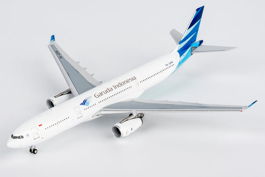 NG Models Garuda Indonesia Airbus A330-300 PK-GPW 1/400 Scale