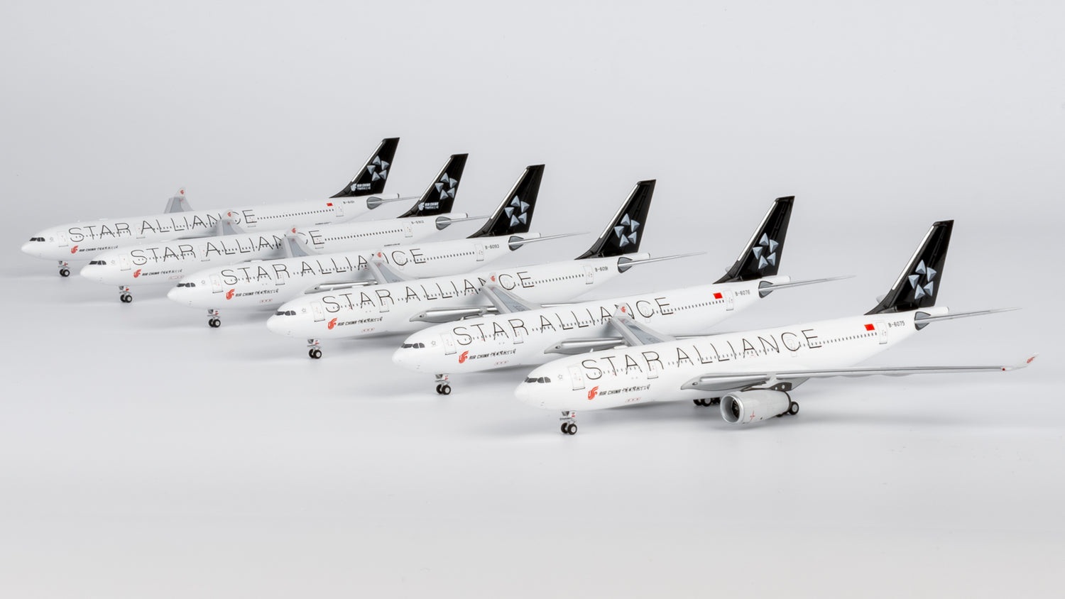 NG Models Air China Star Alliance Airbus A330-300 B-5912 1/400 Aircraft Scale Model