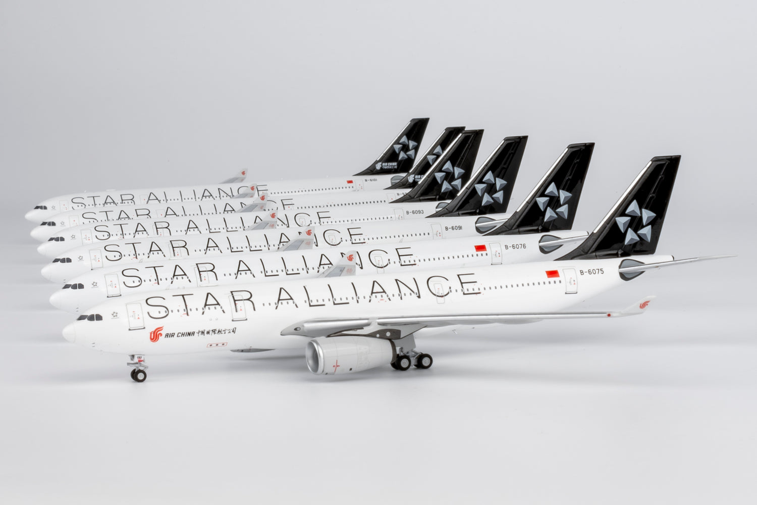 NG Models Air China Star Alliance Airbus A330-300 B-6101 1/400 Aircraft Scale Model