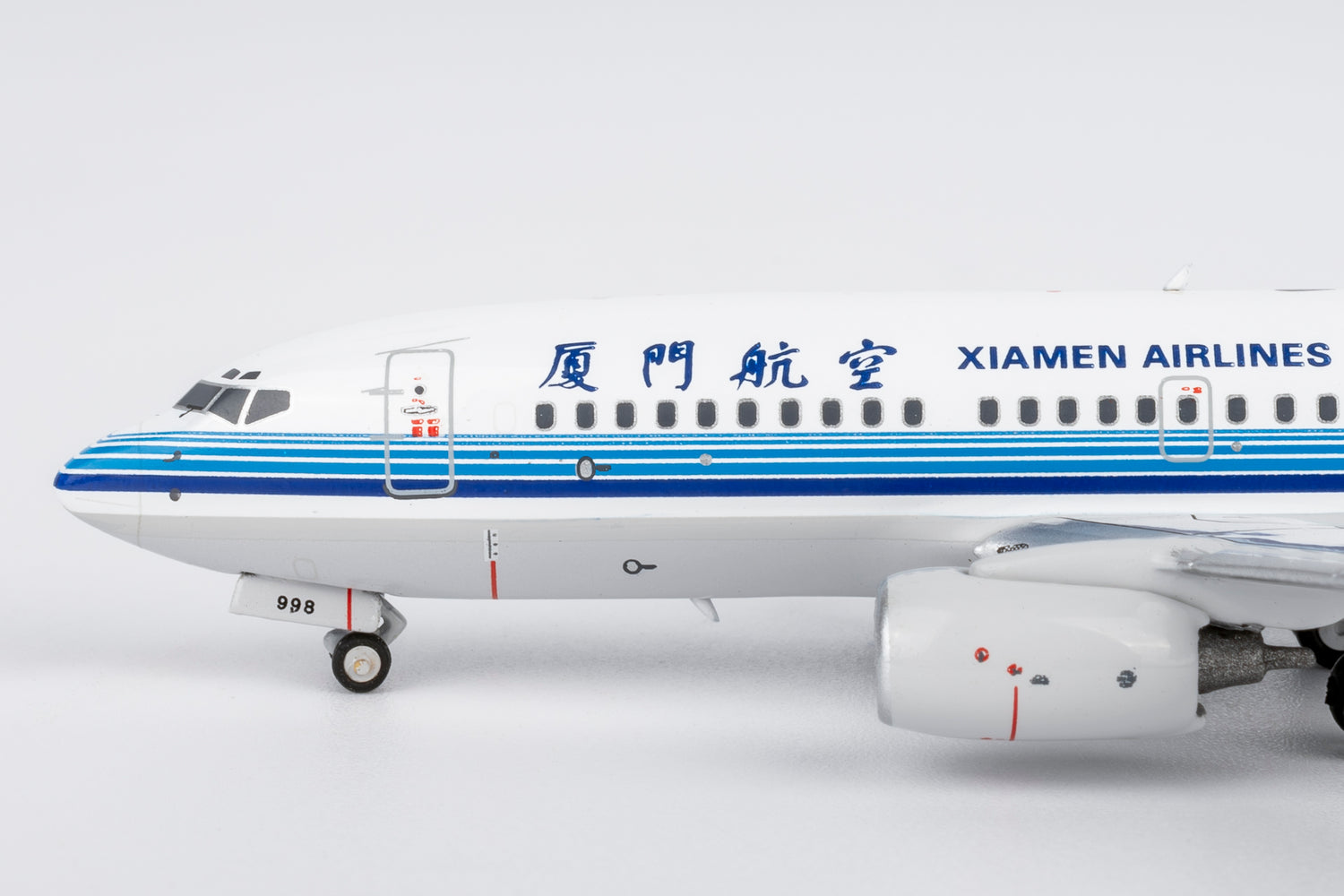 NG Models Xiamen Airlines (classic colors; Xiamen Airlines' first 737-700) Boeing 737-700 B-2998 1/400 Aircraft Scale Model