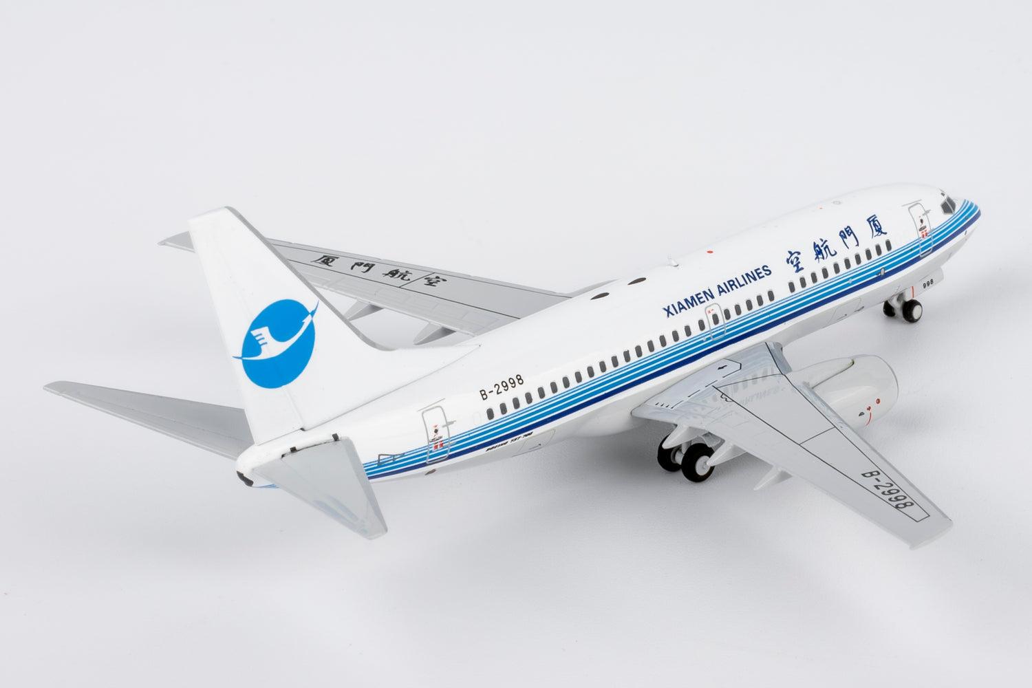 NG Models Xiamen Airlines (classic colors; Xiamen Airlines' first 737-700) Boeing 737-700 B-2998 1/400 Aircraft Scale Model