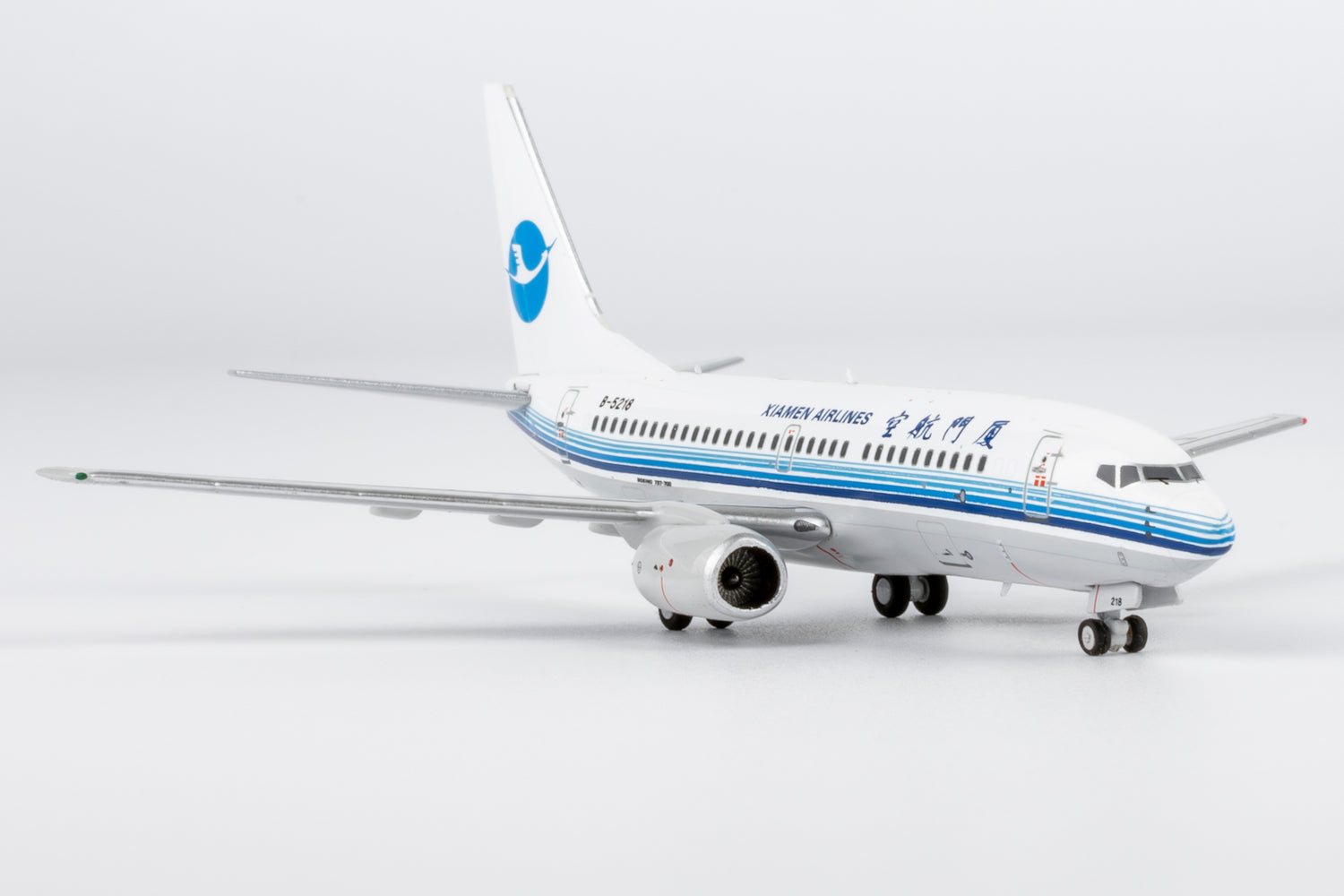 NG Models Xiamen Airlines (classics colors) Boeing 737-700 B-5218 1/400 Aircraft Scale Model