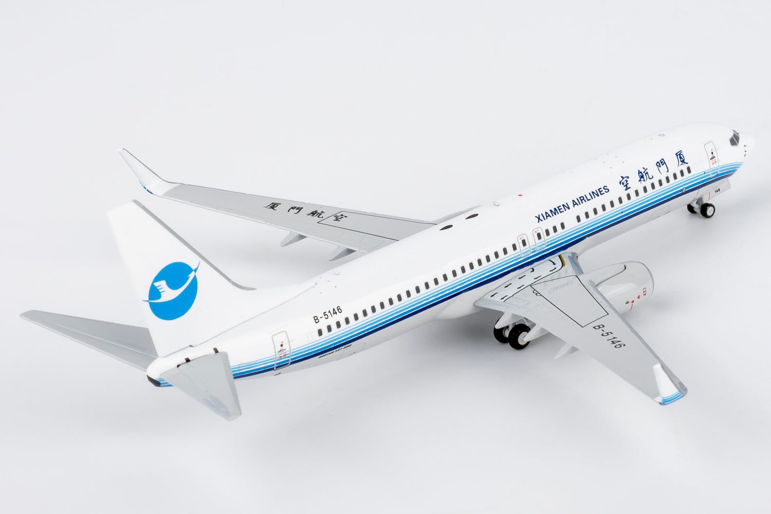 NG Models Xiamen Airlines (revised classics colors; Xiamen Airlines' first 737-800) Boeing 737-800/w B-5146 1/400 Aircraft Scale Model