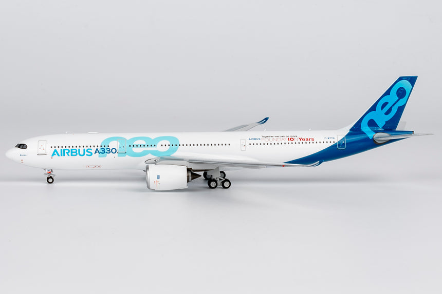 NG Models Airbus Industrie Airbus A330-900 F-WTTN 1/400 Aircraft Scale Model