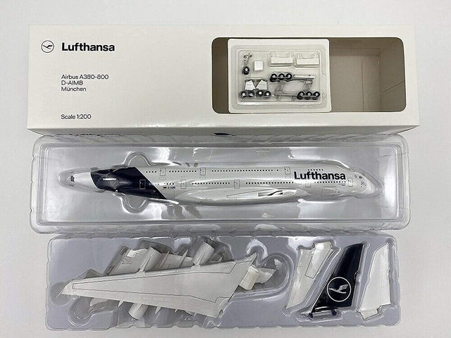 Hogan Lufthansa Airbus A380-800 New Livery 1/200 Aircraft Scale Model