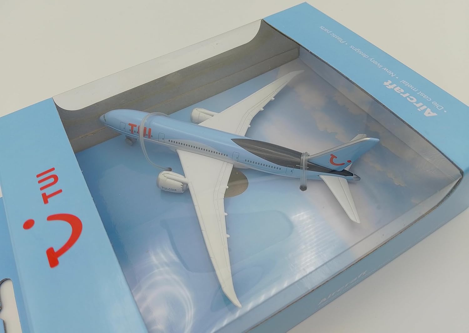 TUI Boeing 787 Dreamliner Airplane Model Toy