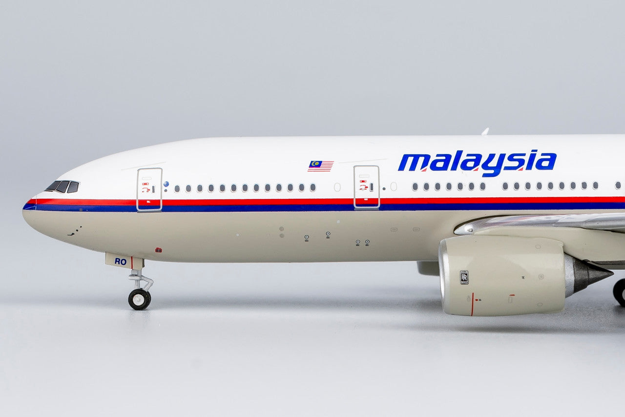WM Models Malaysia Airlines Boeing 777-200ER 9M-MRO disappeared as flight MH370 on March 8, 2014 1/400 Aircraft Scale Model