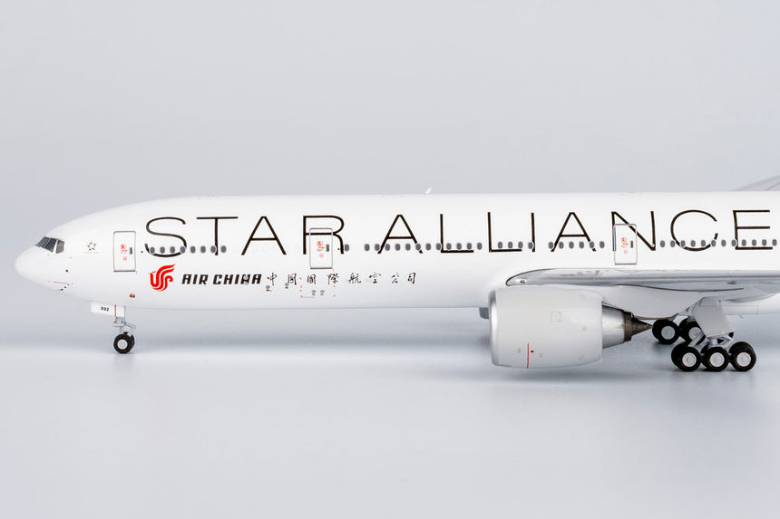 NG Models Air China Star Alliance (Standard) Boeing 777-300ER B-2032 1/400 Scale