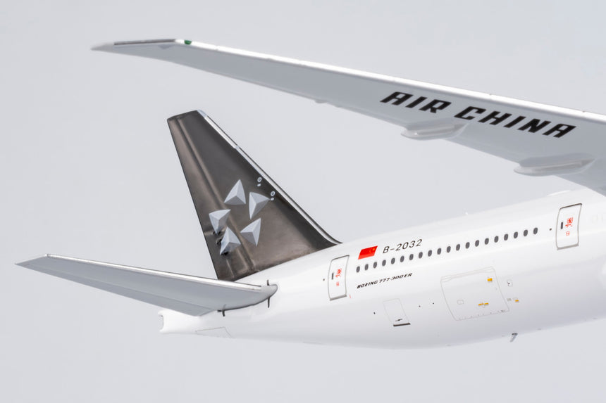 NG Models Air China Star Alliance (Standard) Boeing 777-300ER B-2032 1/400 Scale