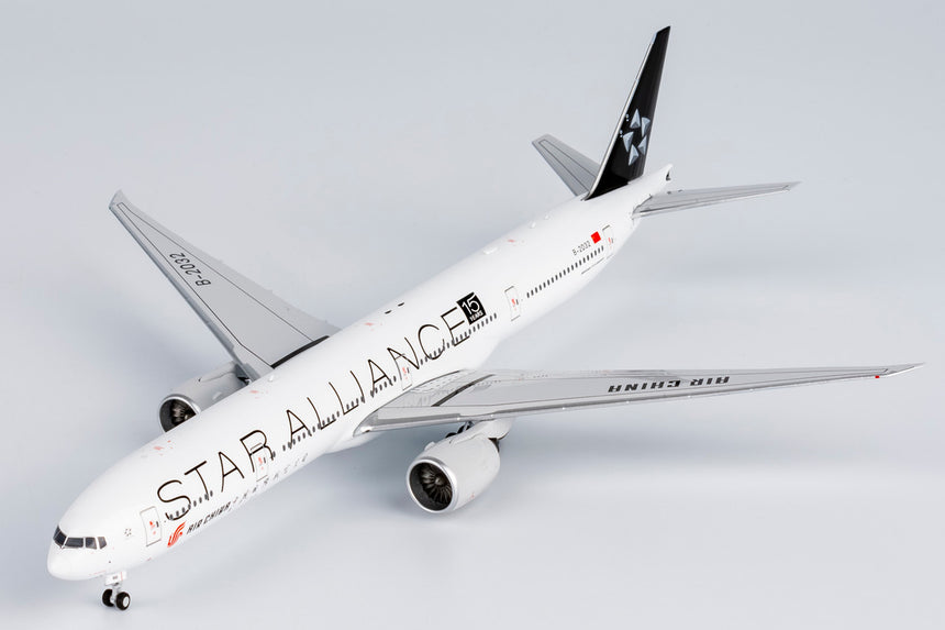 NG Models Air China Star Alliance; (with 15 Years Anniversary sticker) Boeing 777-300ER B-2032 1/400 Scale