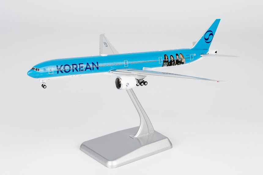NG Models Korean Air Boeing 777-300ER HL2016 (Ultimate) 1/400 Aircraft Scale Model