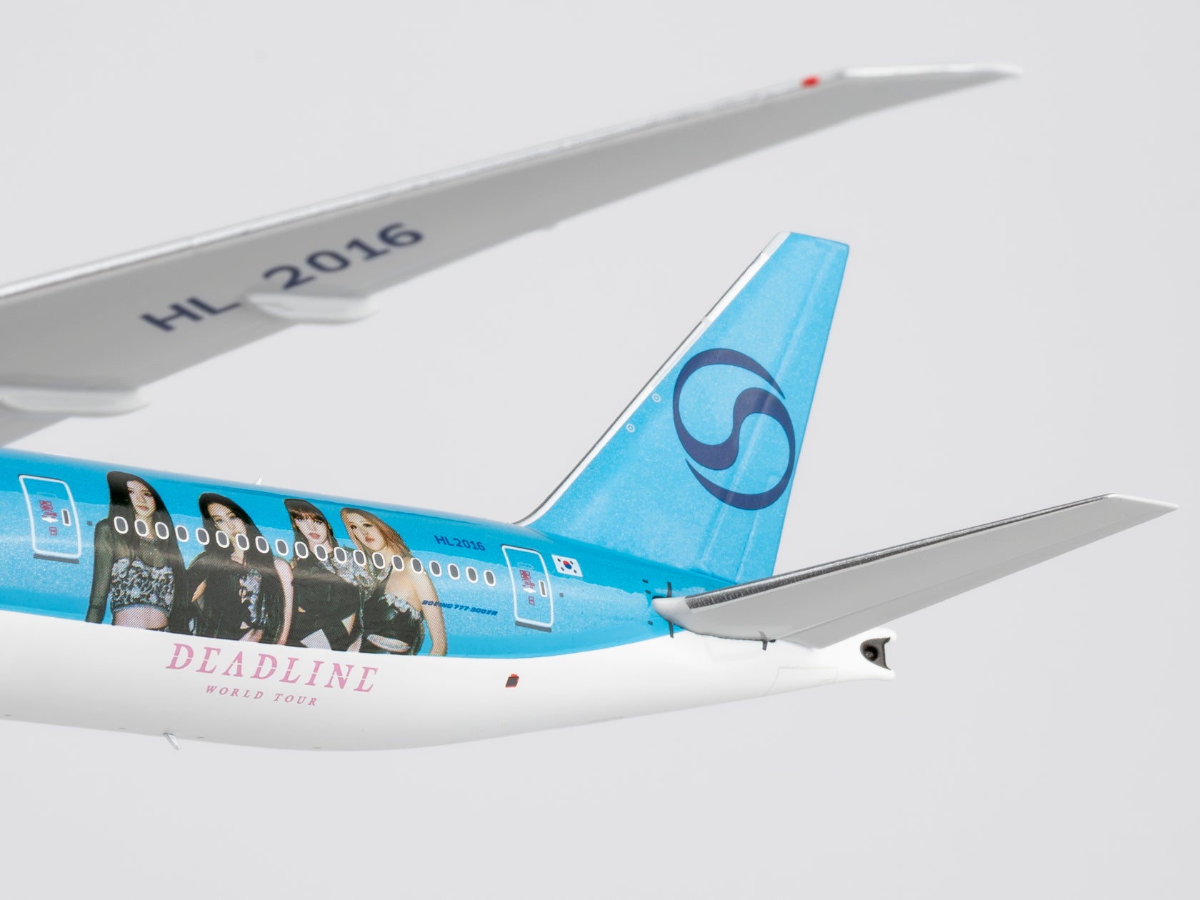 NG Models Korean Air Boeing 777-300ER HL2016 (Ultimate) 1/400