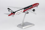 NG Models Qatar Airways Boeing 777-300ER A7-BEG (Ultimate) 1/400 Aircraft Scale Model