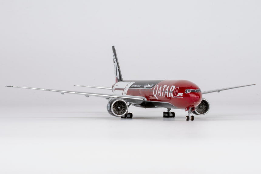 NG Models Qatar Airways Boeing 777-300ER A7-BEG 1/400 Aircraft Scale Model