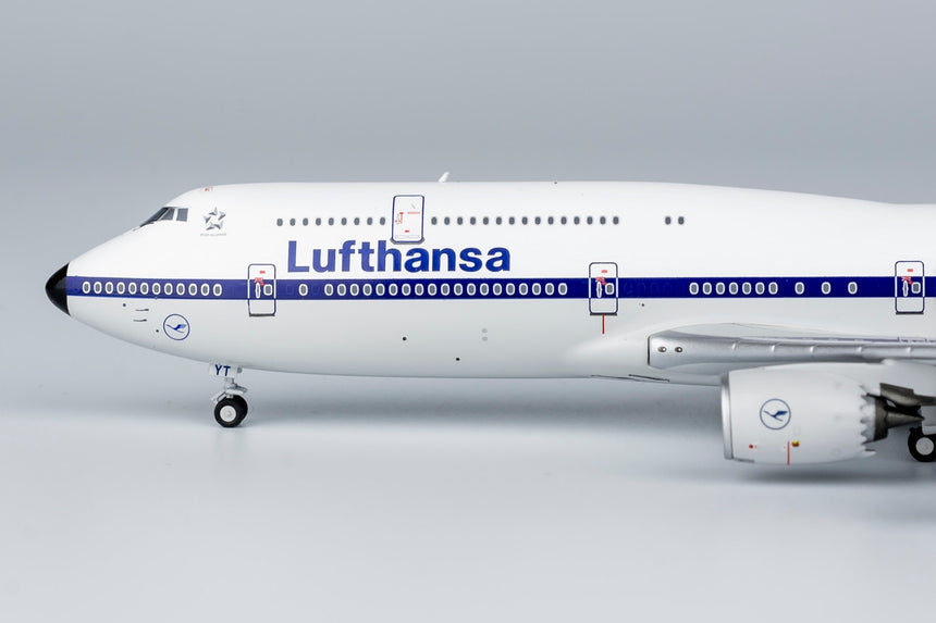 NG Models Lufthansa Boeing 747-8-D-ABYT retro colors (ULTIMATE COLLECTION) 1/400 Scale