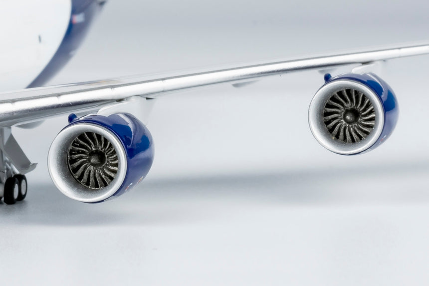 NG Models Atlas Air Boeing 747-8F N860GT 1/400 78023