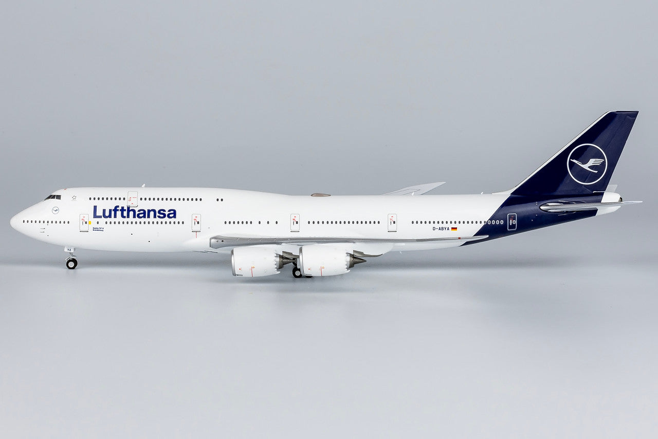 NG Models Lufthansa Boeing 747-8 D-ABYA n/c 1/400 78027 - Model