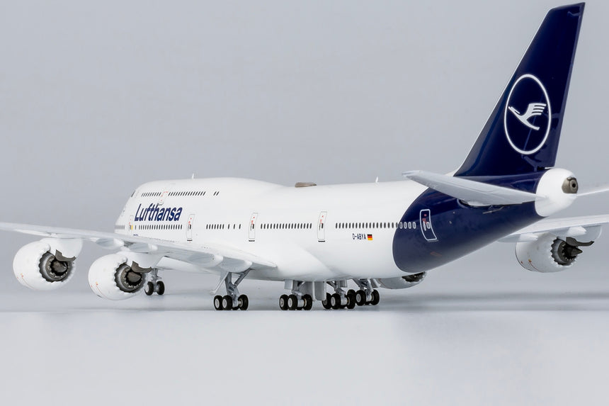 NG Models Lufthansa Boeing 747-8 D-ABYA n/c 1/400 Scale
