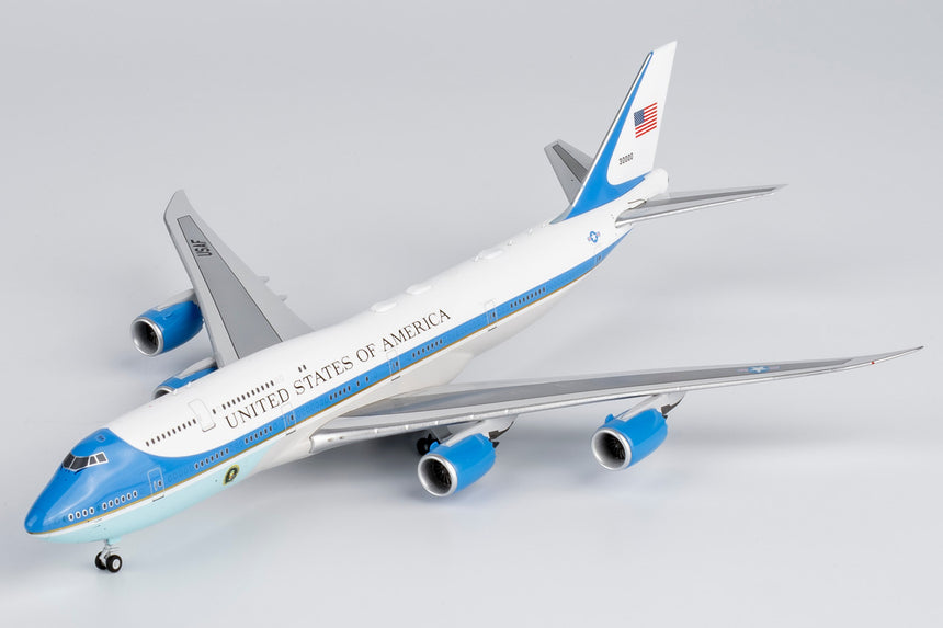 NG Models United States - US Air Force (USAF) (Classic Version) VC-25B Boeing (747-8) 30000 1/400 Scale