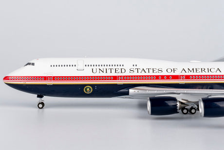 NG Models United States - US Air Force (USAF) (New Version) VC-25B Boeing (747-8) 30000 1/400 Scale