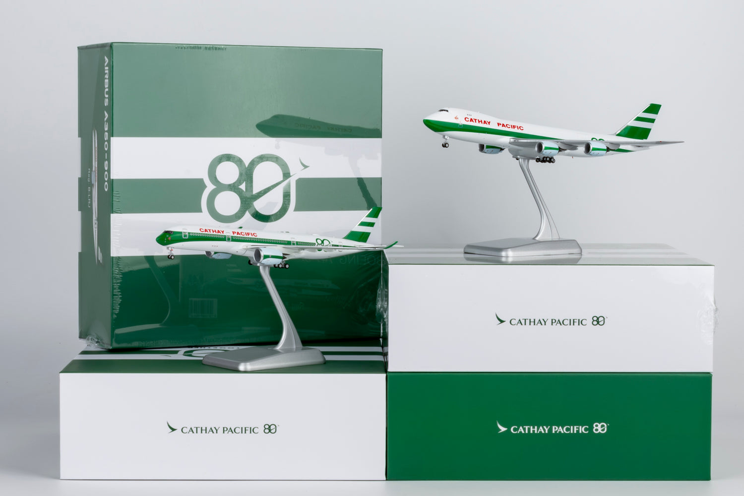 NG Models Cathay Pacific Airways 80th Anniversary livery; with luxurious box Airbus A350-900 B-LRJ (Ultimate) 1/400 Aircraft Scale Model