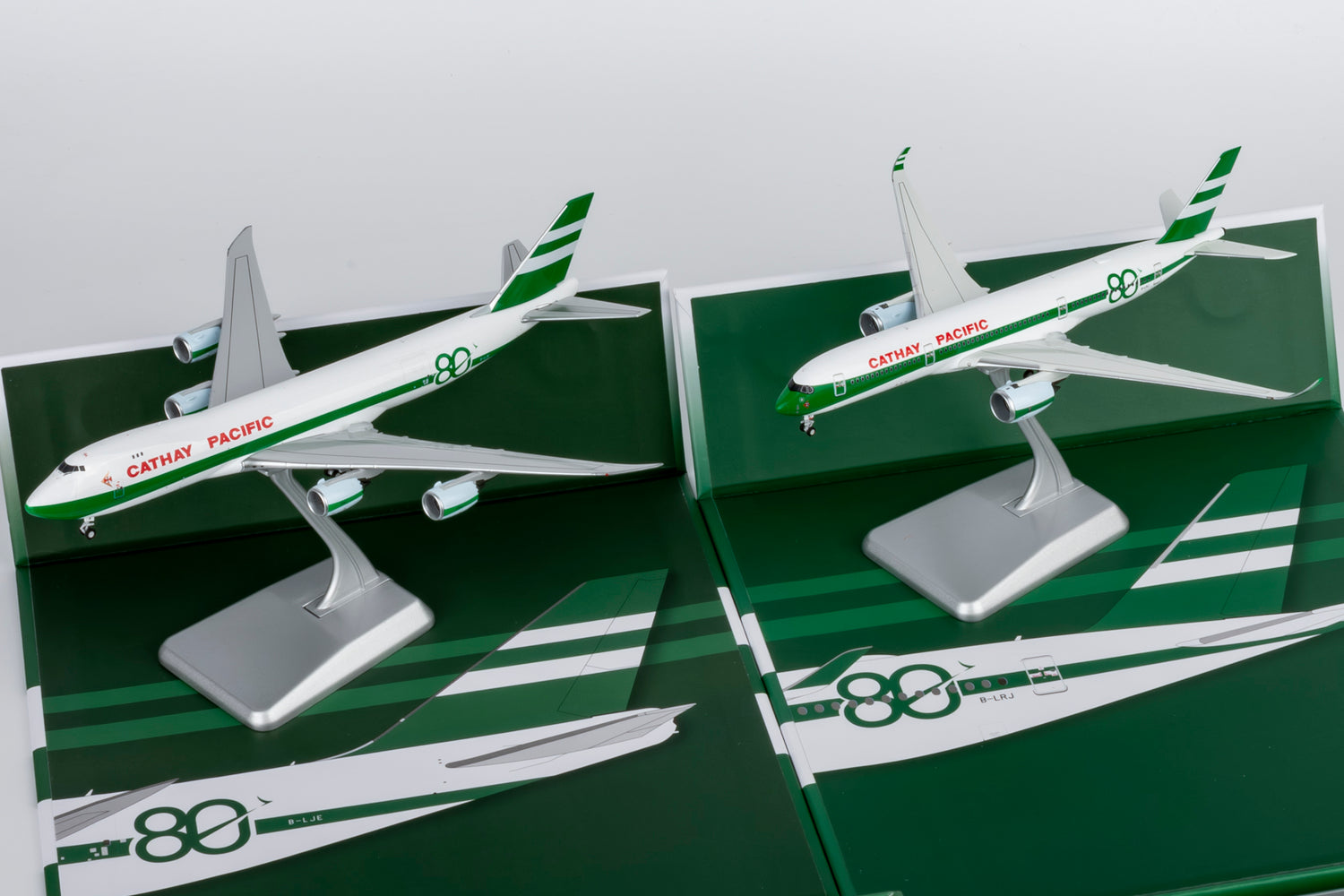NG Models Cathay Pacific Airways 80th Anniversary livery; with luxurious box Airbus A350-900 B-LRJ (Ultimate) 1/400 Aircraft Scale Model