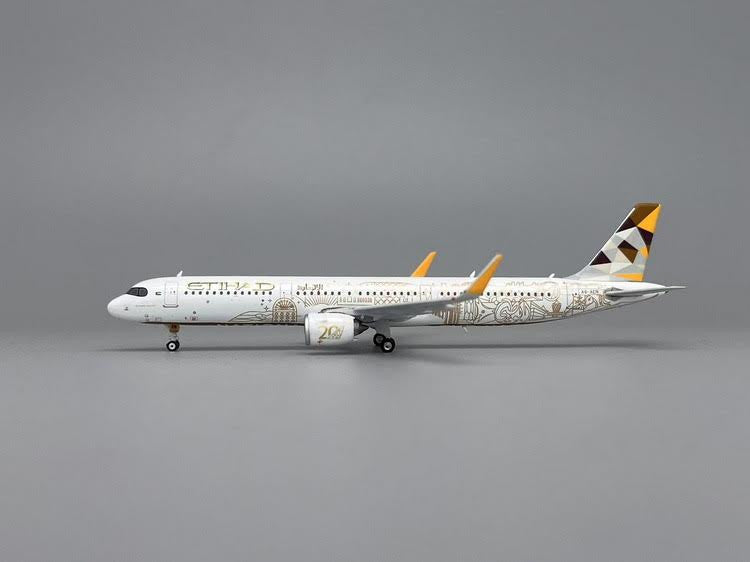Phoenix Etihad Airbus A321Neo A6-AEN ´20th Anniversary´ 1/400 Scale