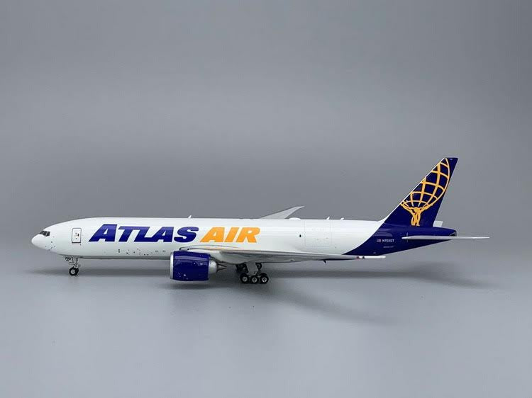 Phoenix Atlas Air Boeing B777-200LR N703GT 1/400 Scale