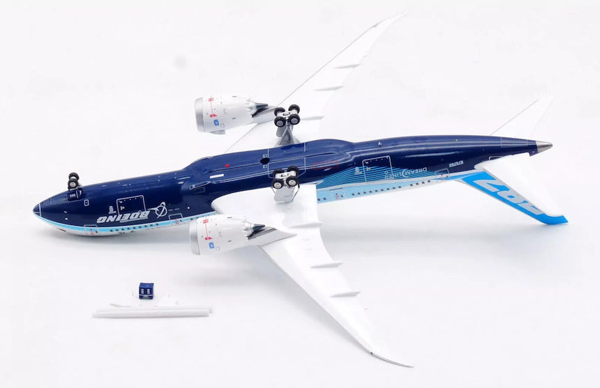 Aviation400 Boeing Boeing 787-8 Dreamliner 带梦想字 N787BX 1/400 Scale