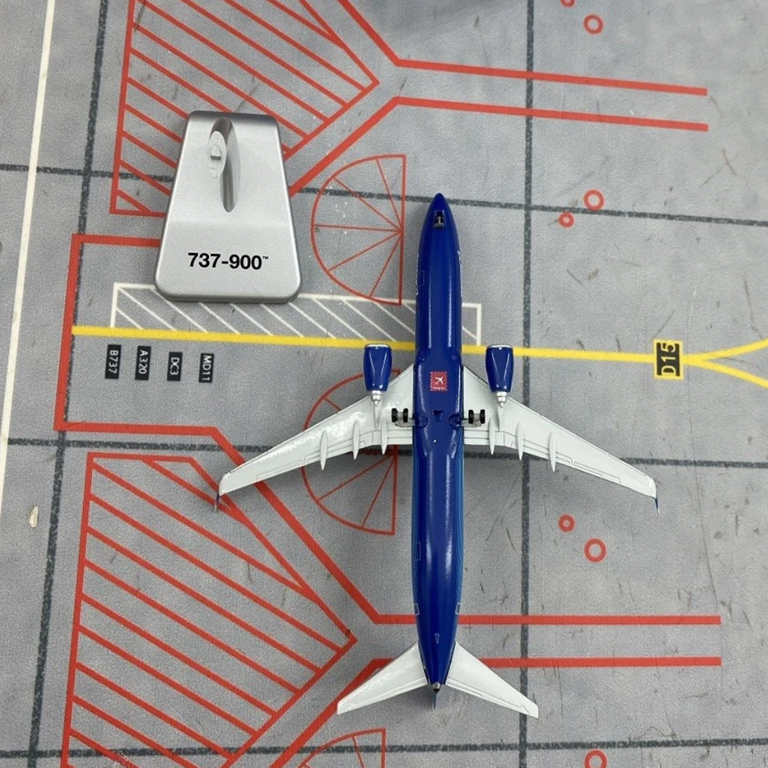 Hogan Boeing 737-900WW 1/400 Aircraft Scale Model