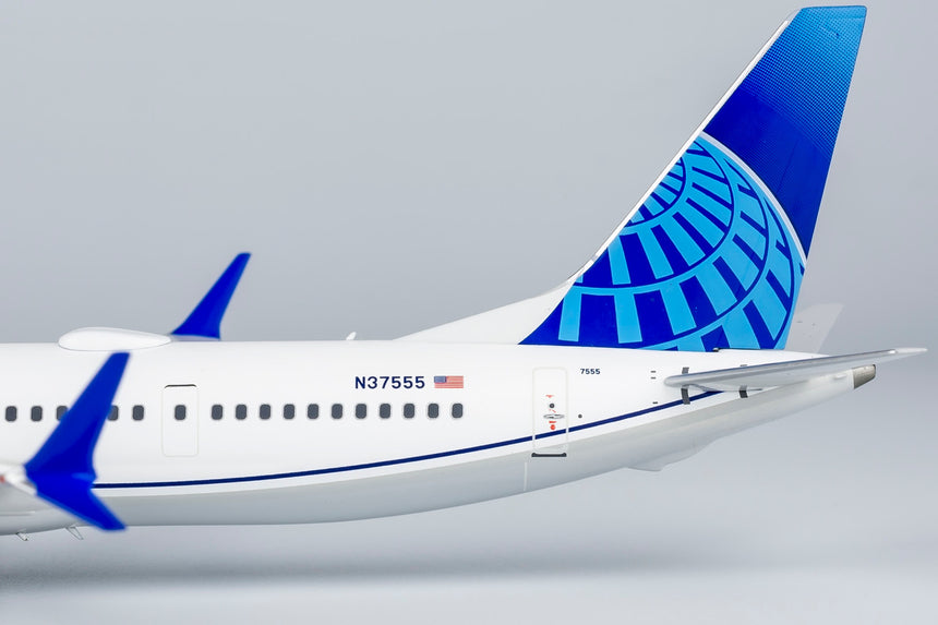 NG Models United Airlines Boeing 737 MAX 9 N37555(Blue Evolution livery; with metal stand) 1/200 Scale
