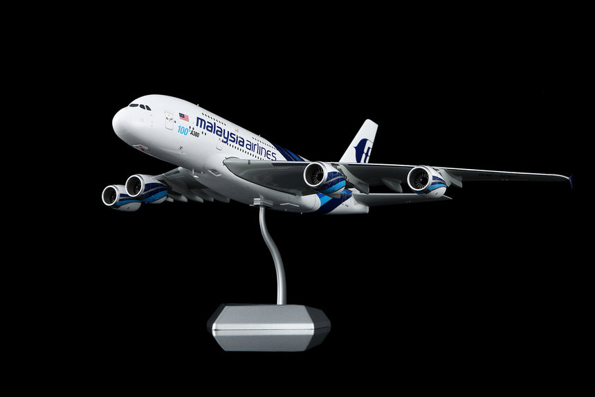 SQ Wings Malaysia Airlines Airbus A380 9M-MNF Flaps Down 1/200 Scale Model