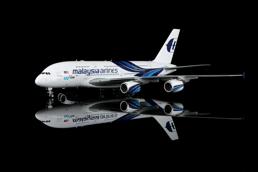 SQ Wings Malaysia Airlines Airbus A380 9M-MNF Flaps Down 1/200 Scale Model