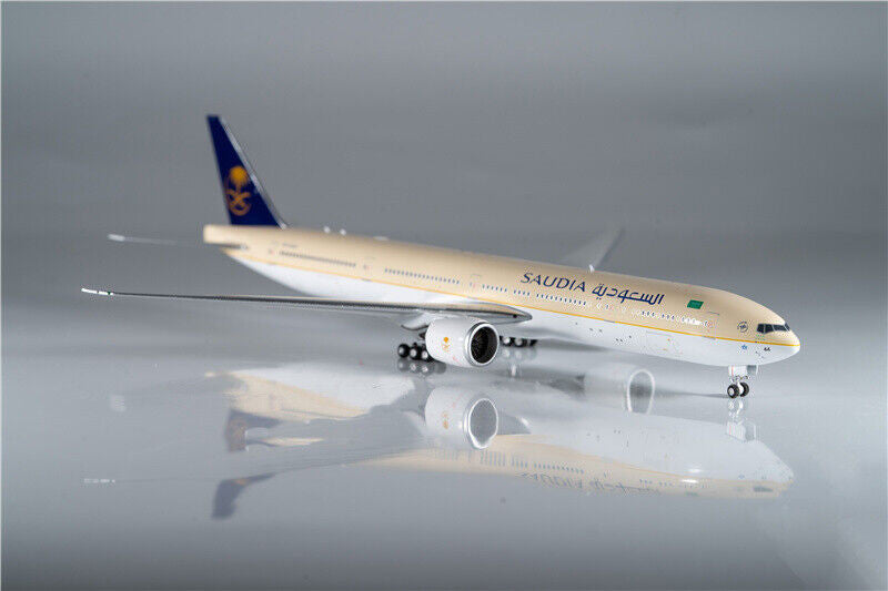 Phoenix Saudi Arabian Boeing 777-300ER HZ-AK44 1/400 Scale
