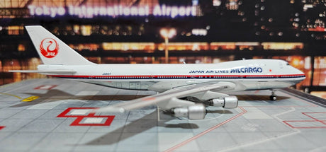 Phoenix JAL Cargo “Polish” Boeing B747-100SF JA8107 1/400 Scale
