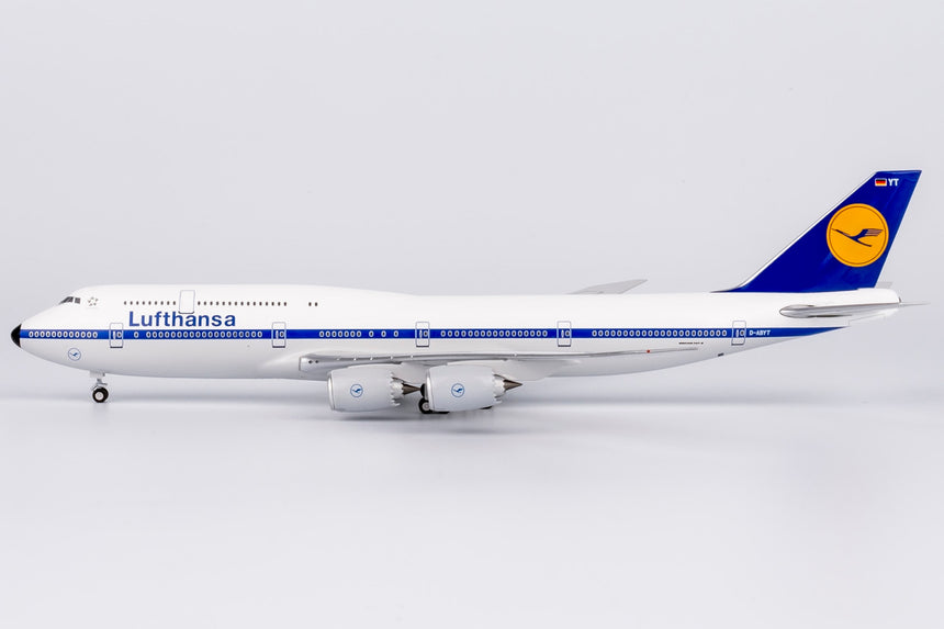 NG Models Lufthansa Retro Colors Boeing B747-8 D-ABYT Lite Edition 1/400 Scale