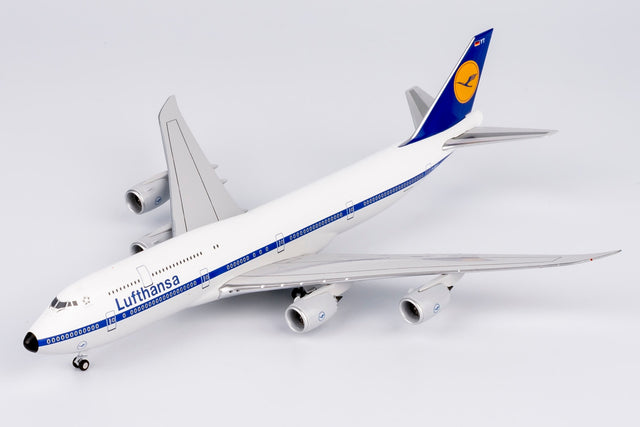 NG Models Lufthansa Retro Colors Boeing B747-8 D-ABYT Lite Edition 1/400 Aircraft Scale Model