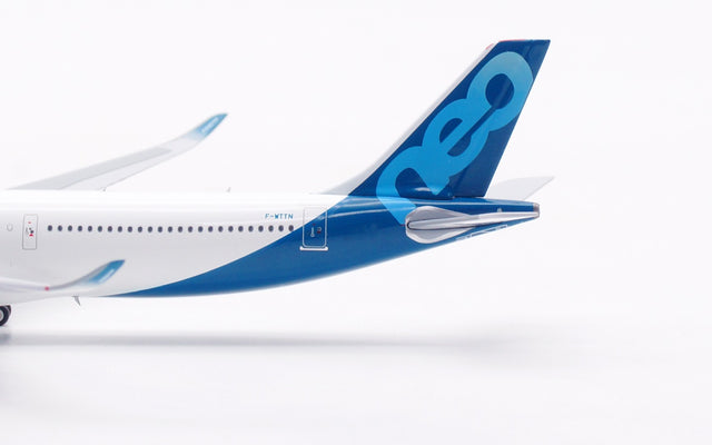 Aviation400 Airbus Industrie Airbus A330-900 F-WTTN (detachable gear) 1/400 Aircraft Scale Model