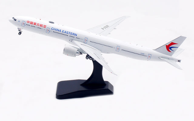 Aviation400 China Eastern Airlines Boeing 777-300ER B-2025 (detachable gear) 1/400 Aircraft Scale Model